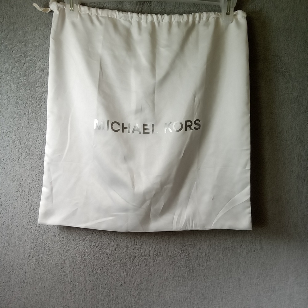 Michael Kors White‎ Silver Logo Drawstring Handbag Dust Bag 18.5x18.5